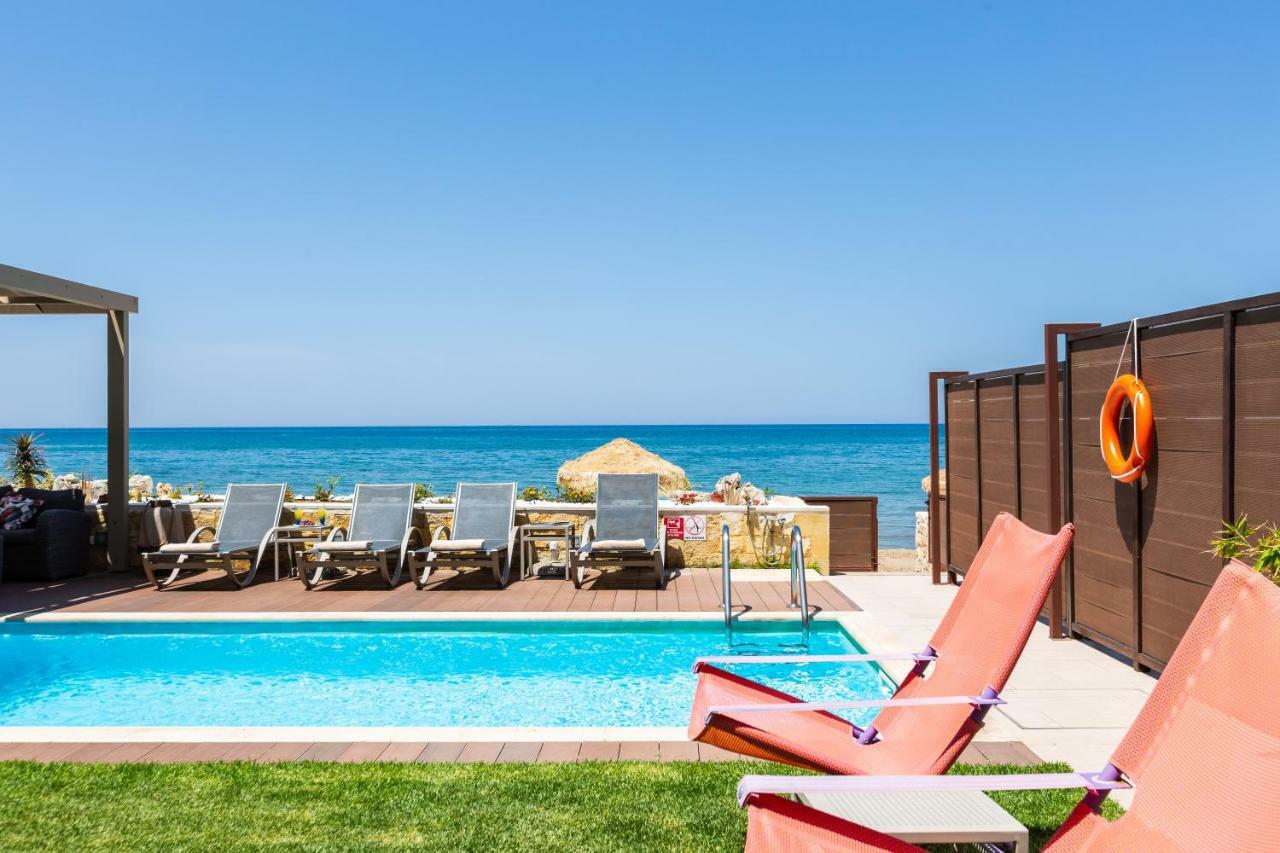 Espera Luxury Beach Front Residence With Pool & Bbq, By Thinkvilla Ретимно